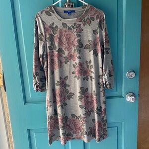 Apt. 9 Gray Shift Dress with Pink Rose Floral Print